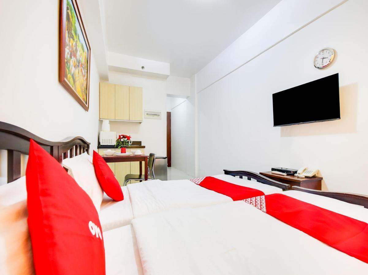 Oyo 893 Dian Suites Makati Manila Dış mekan fotoğraf