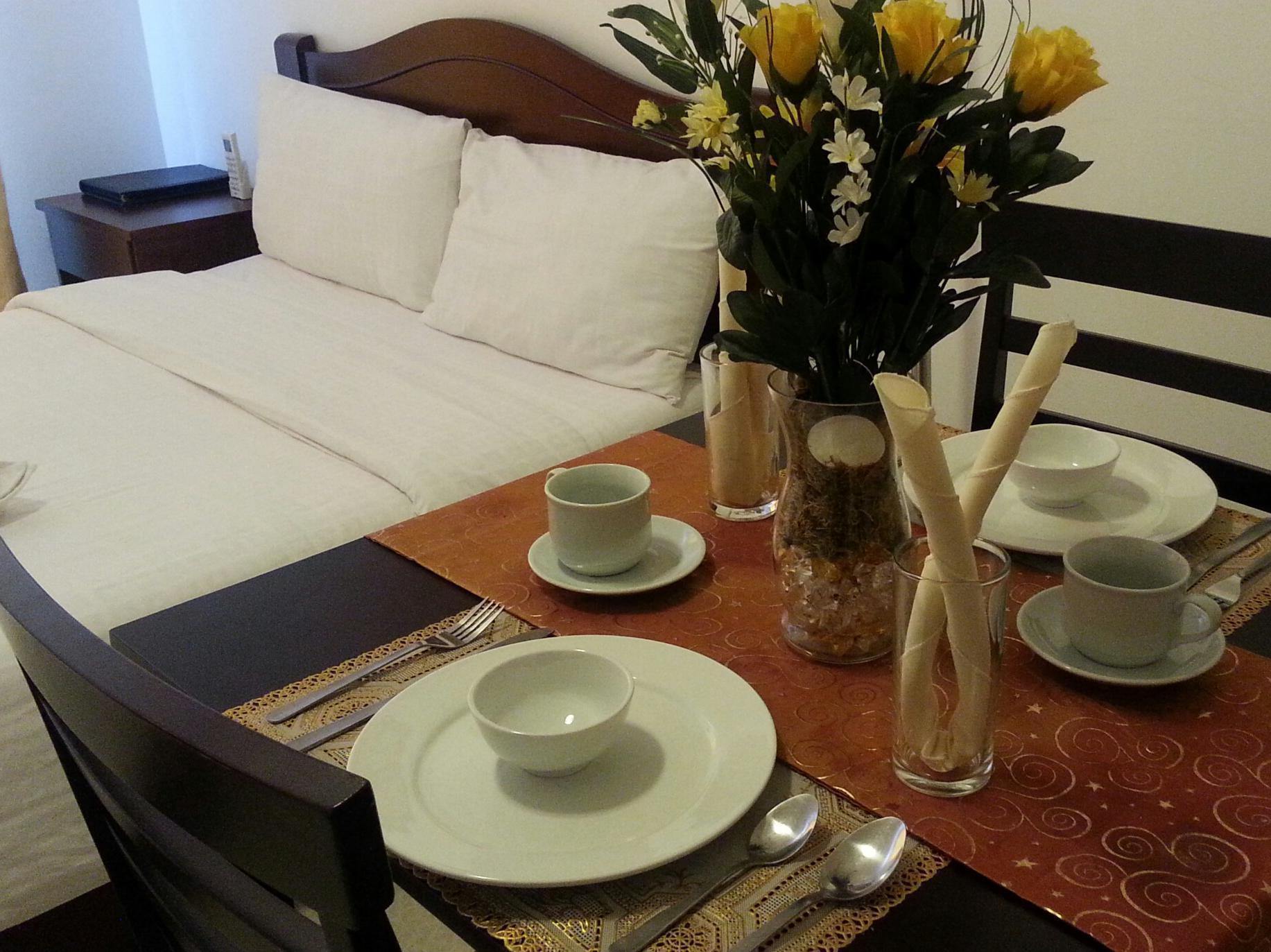Oyo 893 Dian Suites Makati Manila Dış mekan fotoğraf