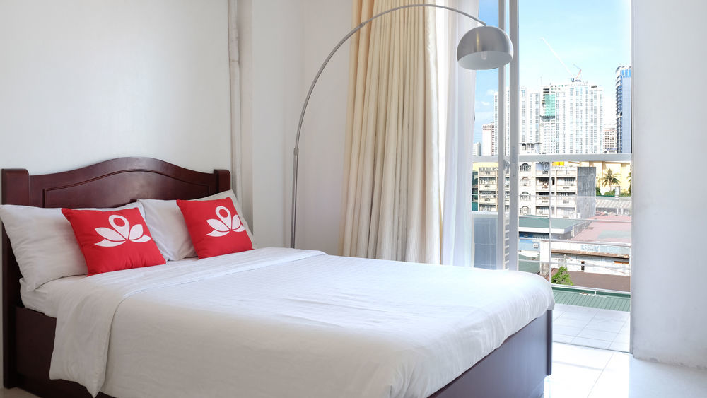 Oyo 893 Dian Suites Makati Manila Dış mekan fotoğraf