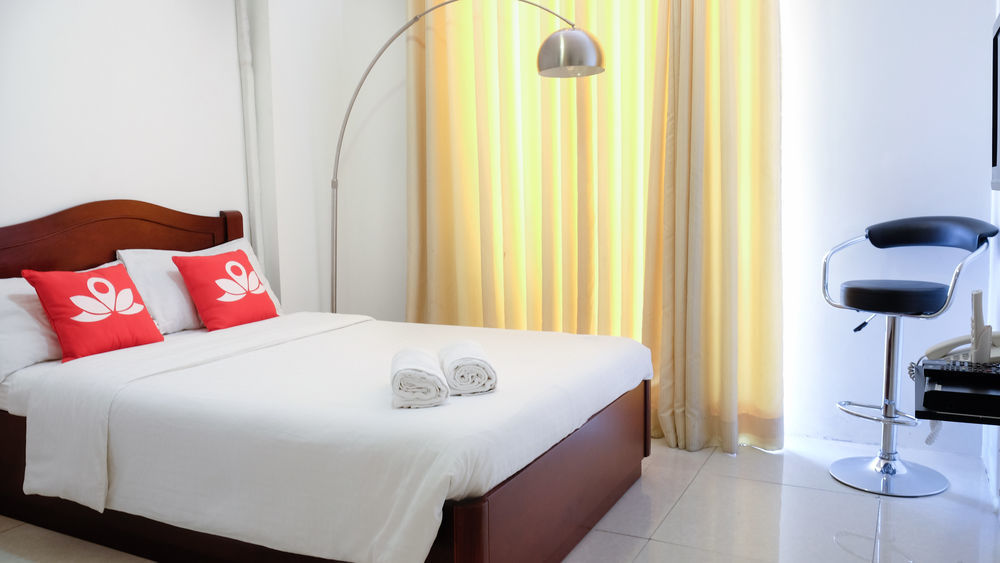 Oyo 893 Dian Suites Makati Manila Dış mekan fotoğraf