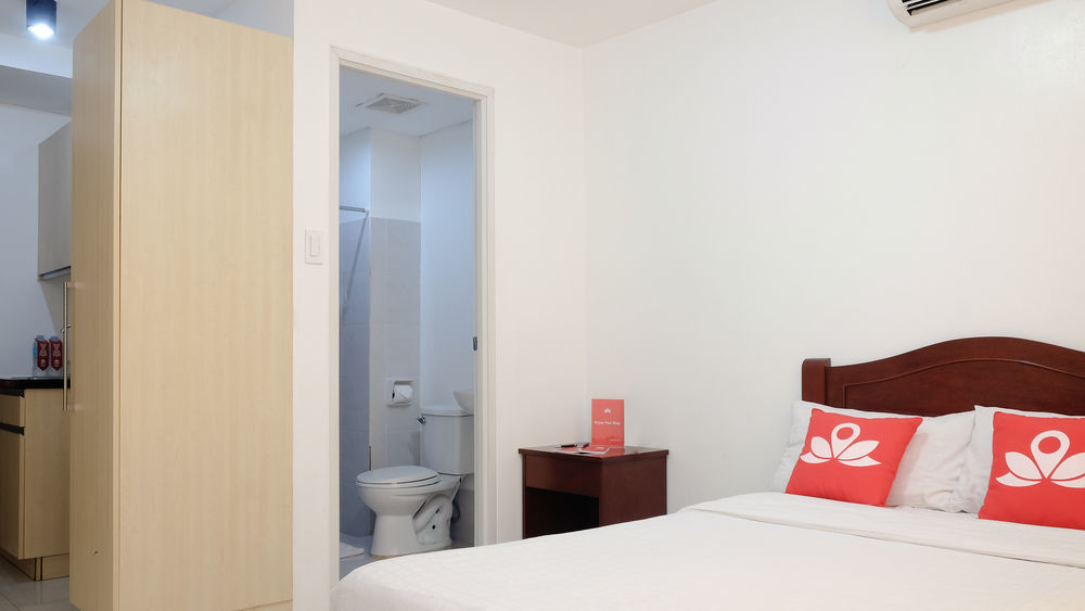 Oyo 893 Dian Suites Makati Manila Dış mekan fotoğraf